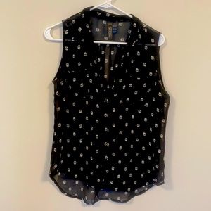 Skull button down - thin fabric.
